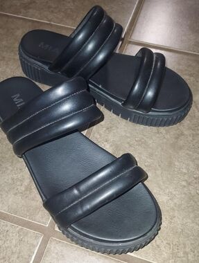 MIA Black Padded Double-Strap Slide Sandals W7.5